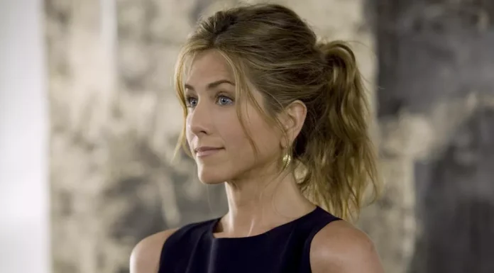 Jennifer Aniston Reveals How Home Comfort Helps Her Recover From Stress