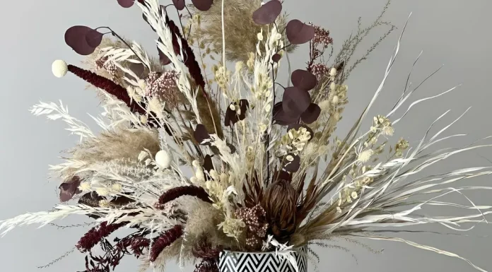 Extending Summer: How to Decorate Your Interior in September