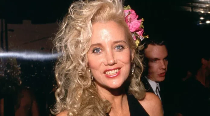 Charlie’s Angels star Sally Kirkland has died at age 84.