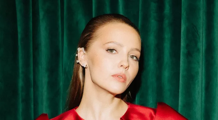 Yulia Khlynina, Evgeny Tkachuk, Natasha Bardo and others at the premiere of the film “Top Wolf”