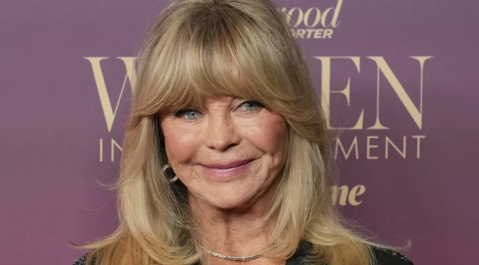 Goldie Hawn burst into tears as she remembered Diane Keaton.