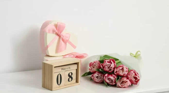 You to me, I to you: what to give your loved ones on February 23 and March 8
