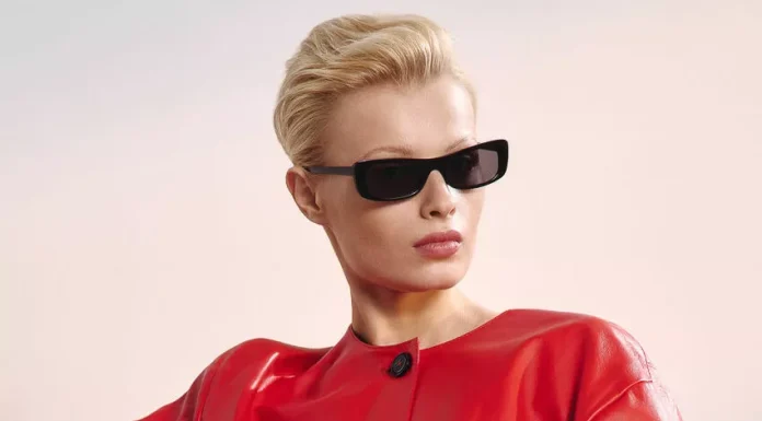 From fairytale jewelry to high-tech kimonos: a fashion news digest