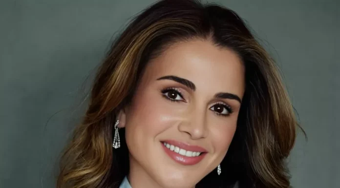 Jordan’s royal palace unveils new, previously unseen portrait of Queen Rania