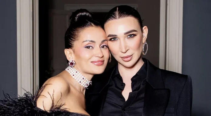 Anastasia Zadorina presented the Timeless collection.