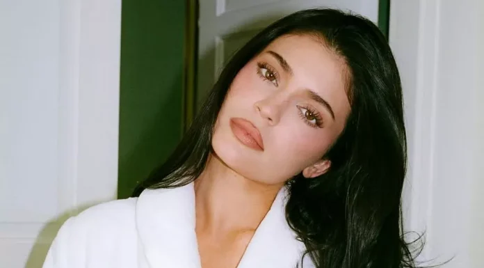 Kylie Jenner showed off her new mansion with a luxurious kitchen.