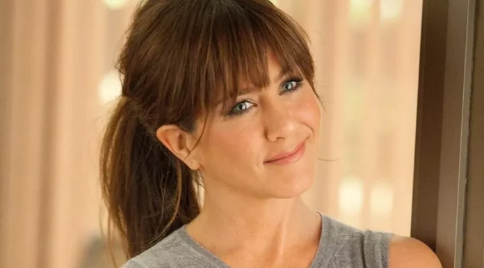 Jennifer Aniston showed what she looks like with bangs
