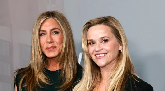 Reese Witherspoon and Jennifer Aniston attended the presentation of “The Morning Show”